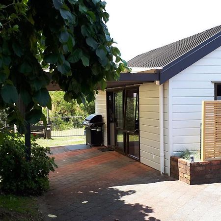 Caldera Country Lodge Hamurana Екстер'єр фото